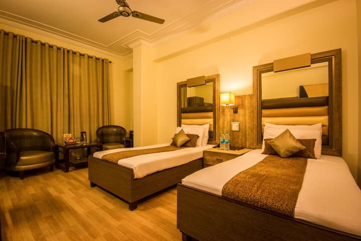 The Sun Court Hotel Yatri