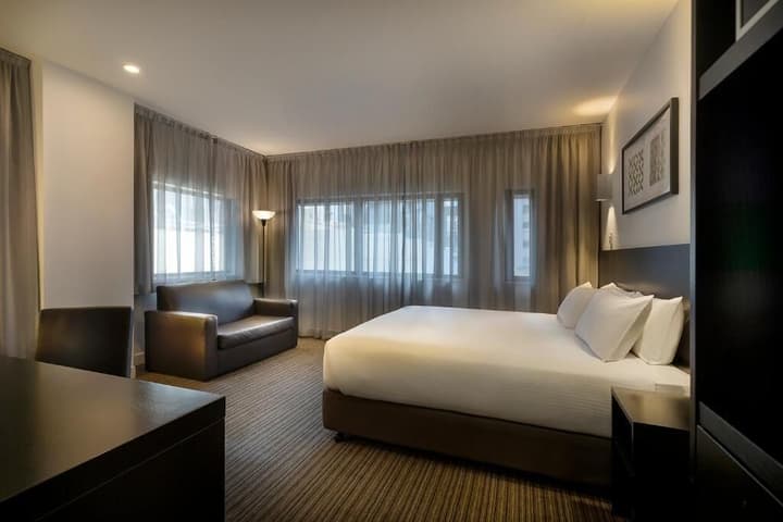 Causeway 353 Hotel