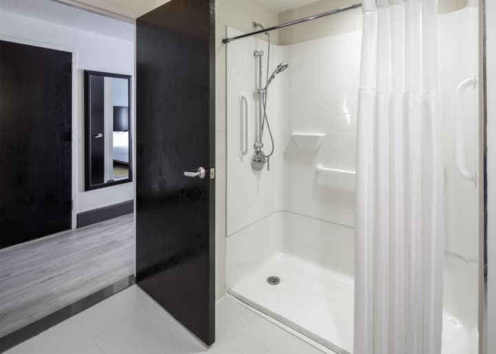 DoubleTree by Hilton Sarasota Bradenton Airport