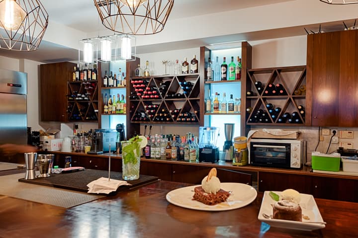 Alexis Hotel