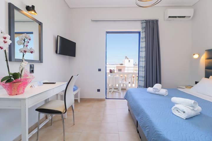 Alexis Hotel