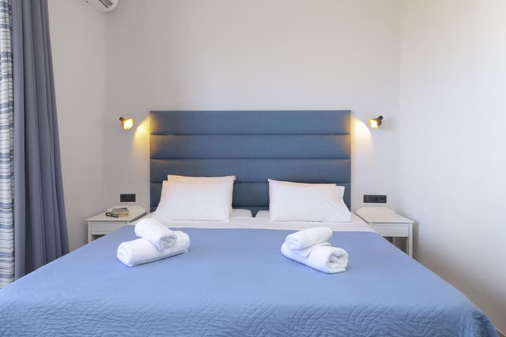 Alexis Hotel