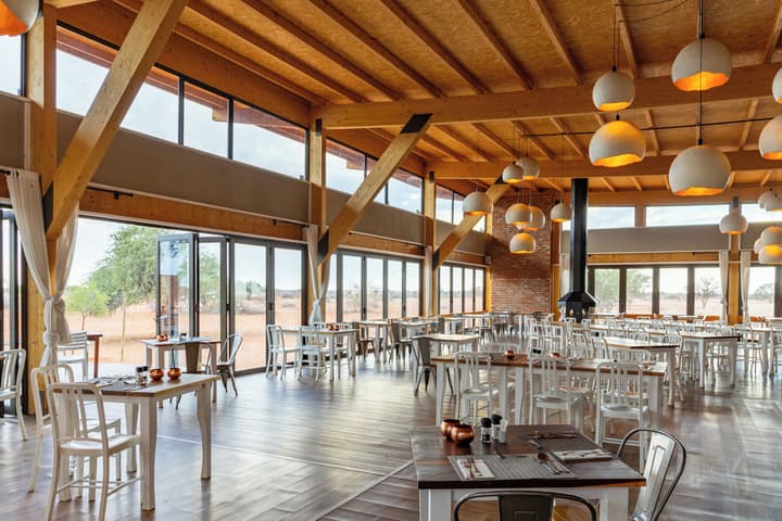 Kalahari Anib Lodge