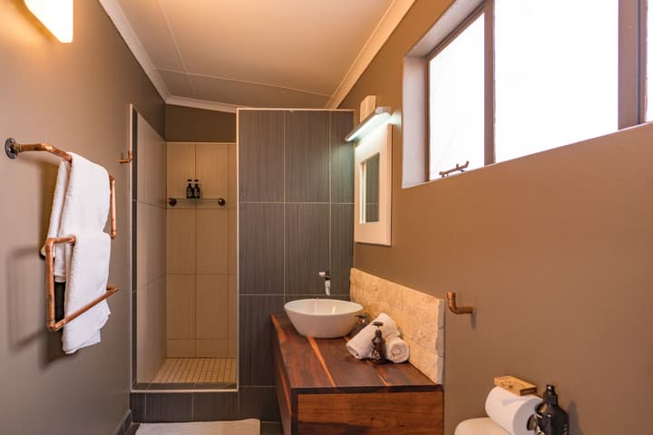 Kalahari Anib Lodge