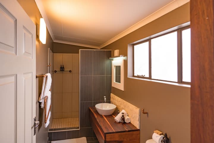Kalahari Anib Lodge