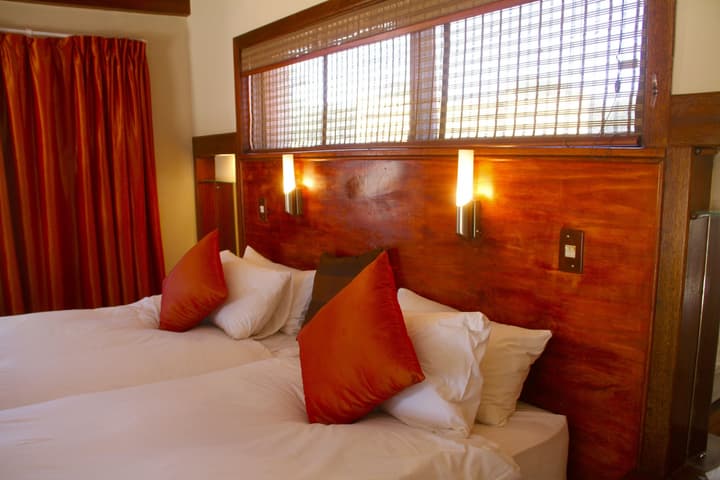 Zebra Kalahari Lodge