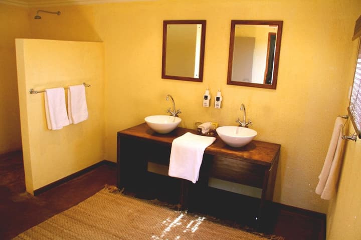 Zebra Kalahari Lodge