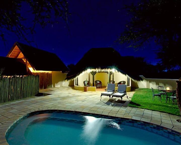 Zebra Kalahari Lodge