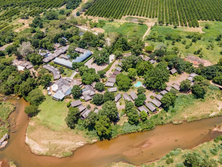 Hippo Hollow Country Estate