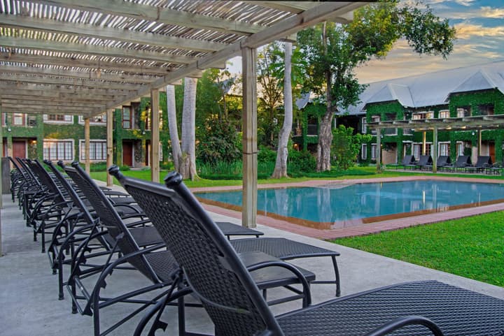 Hippo Hollow Country Estate