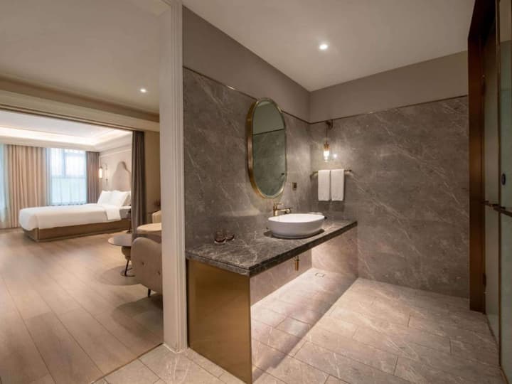 Mercure Shanghai Yu Garden On The Bund