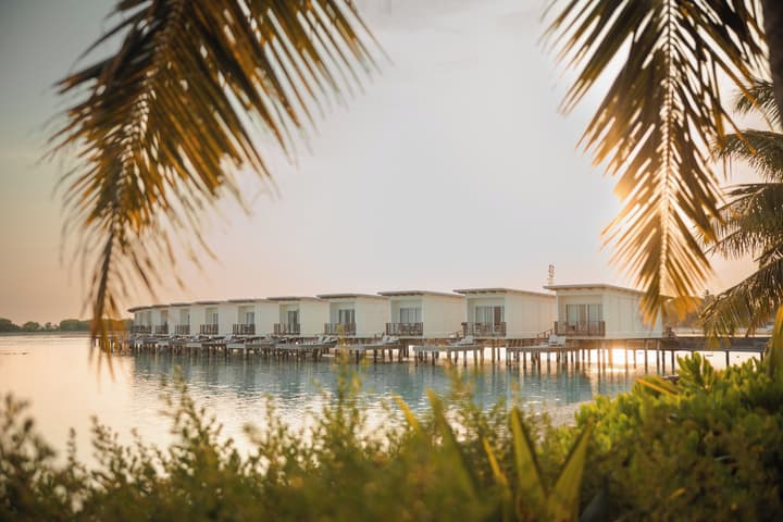 Holiday Inn Resort Kandooma Maldives by IHG