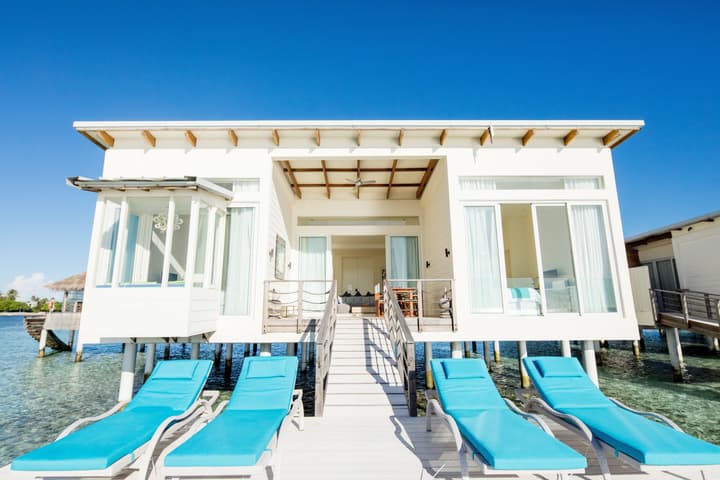 Holiday Inn Resort Kandooma Maldives by IHG