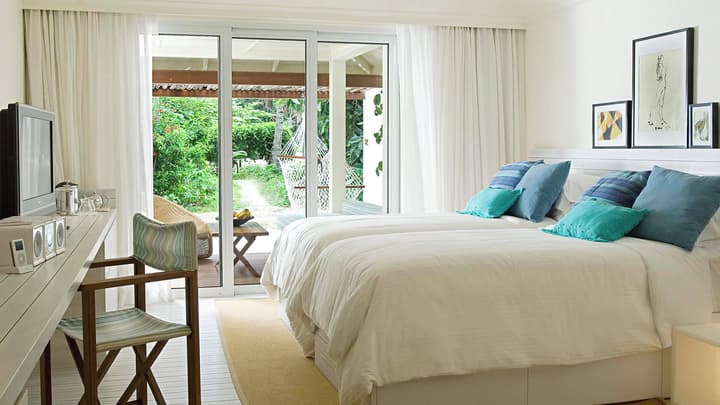 Holiday Inn Resort Kandooma Maldives by IHG