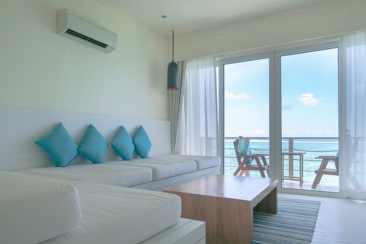 Holiday Inn Resort Kandooma Maldives by IHG