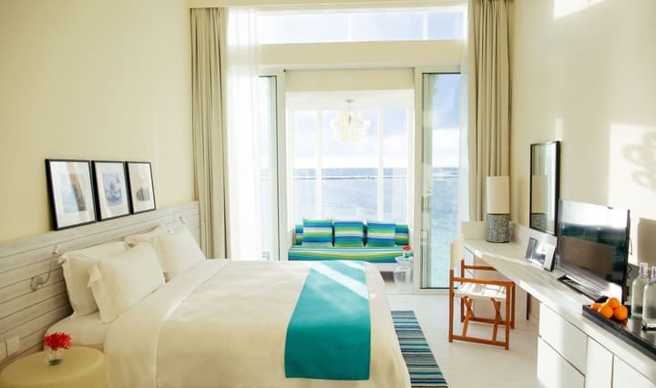 Holiday Inn Resort Kandooma Maldives by IHG