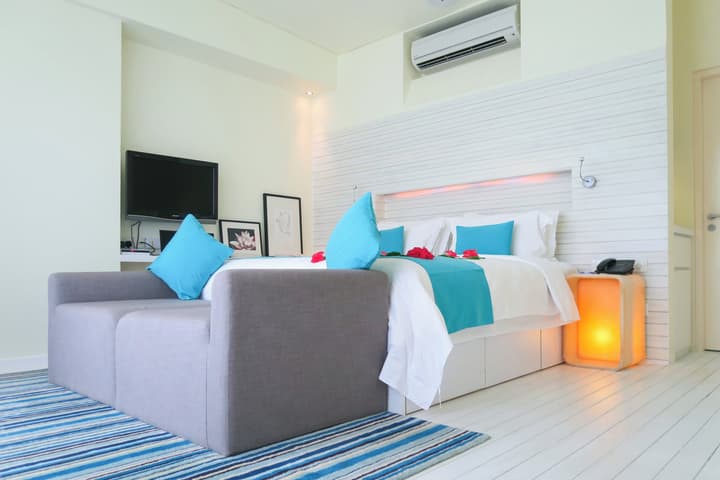 Holiday Inn Resort Kandooma Maldives by IHG