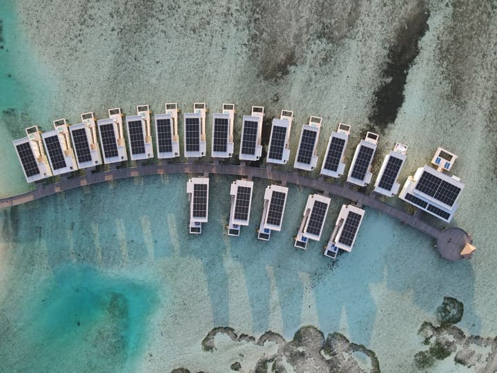 Holiday Inn Resort Kandooma Maldives by IHG