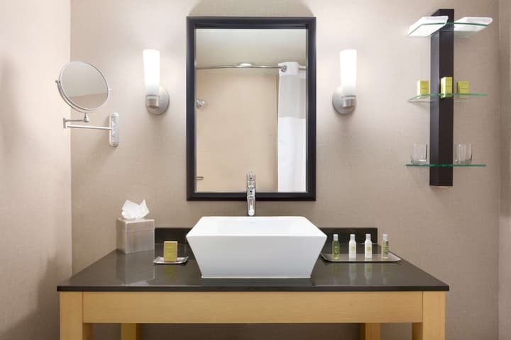DoubleTree by Hilton Hotel Oklahoma City Airport