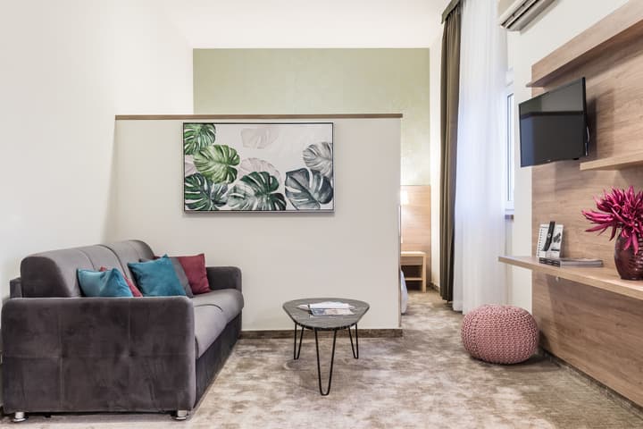 Hotel Mondo