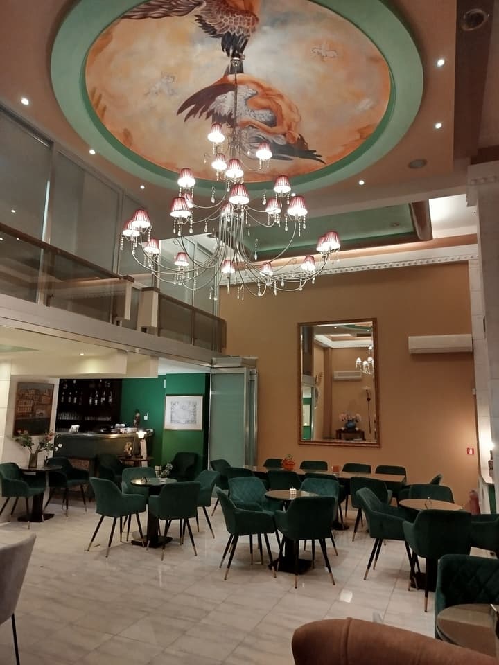 Ephira Hotel