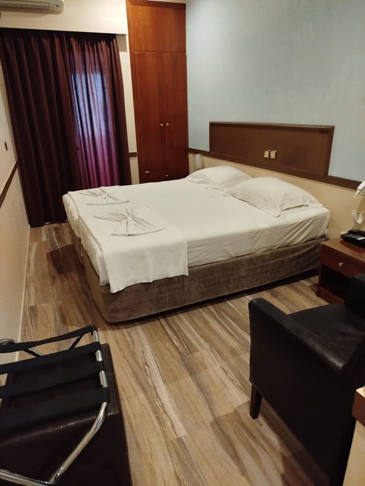 Ephira Hotel