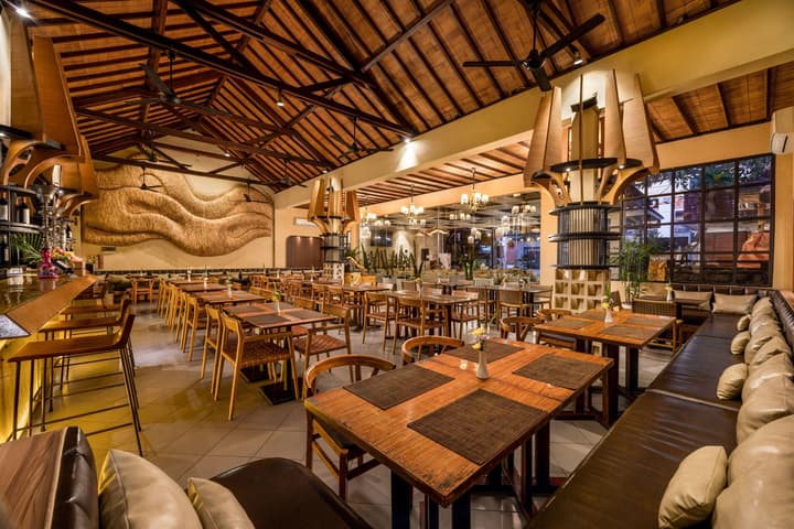 Adhi Jaya Hotel