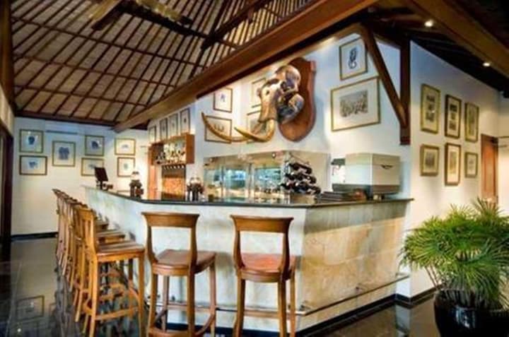 Mason Elephant Lodge
