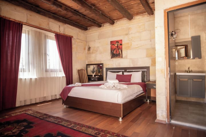 Guven Cave Hotel