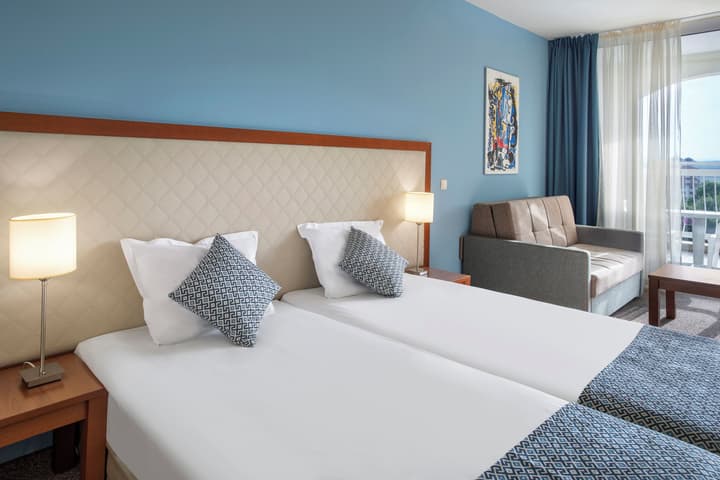 Sol Luna Bay Resort