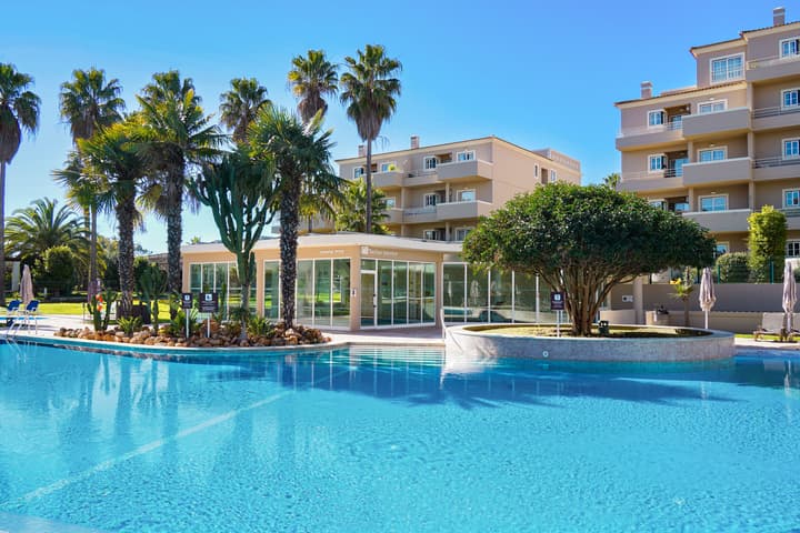 Vitors Plaza