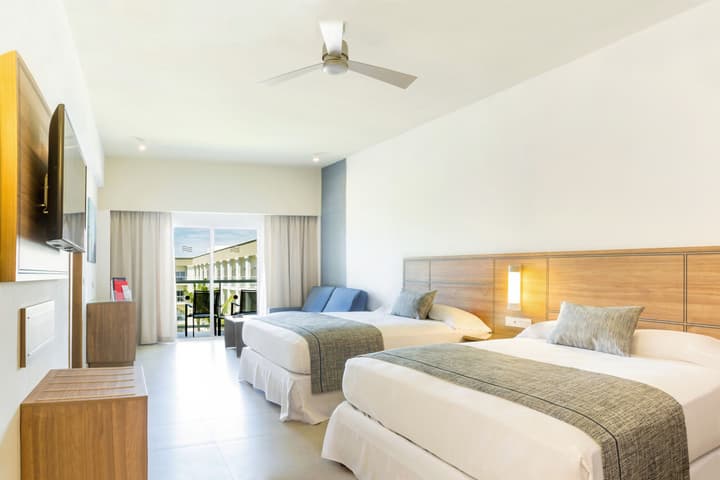 Hotel Riu Emerald Bay - All Inclusive