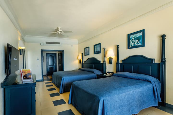 Hotel Riu Emerald Bay - All Inclusive
