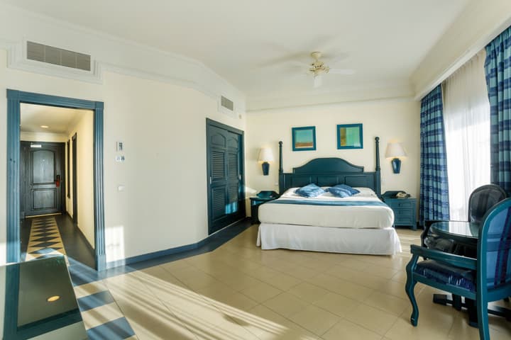 Hotel Riu Emerald Bay - All Inclusive