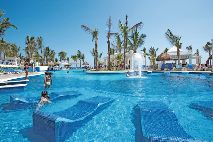 Hotel Riu Emerald Bay - All Inclusive