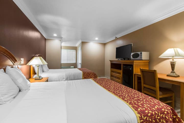 Rodeway Inn Cypress - Buena Park