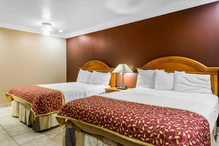 Rodeway Inn Cypress - Buena Park