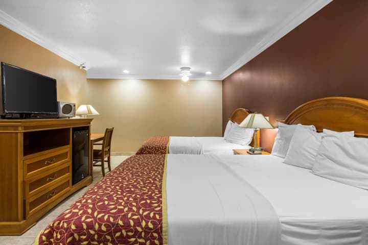 Rodeway Inn Cypress - Buena Park