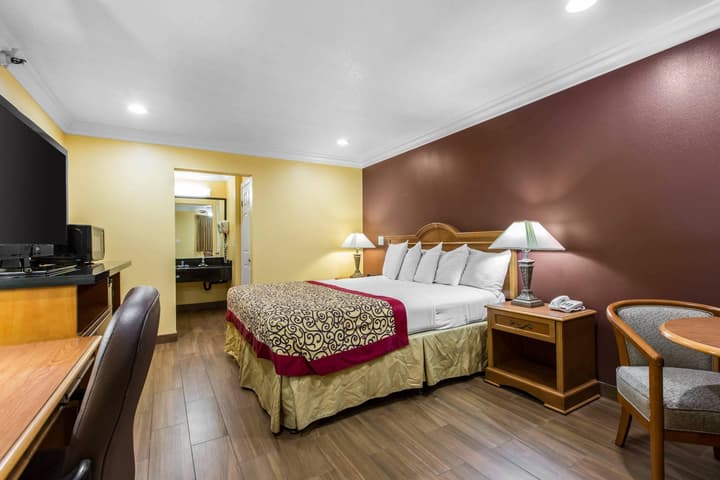 Rodeway Inn Cypress - Buena Park