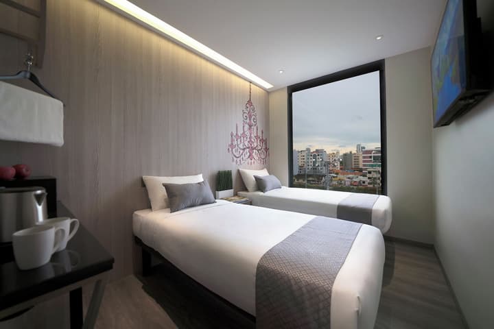 Hotel 81 Premier Princess
