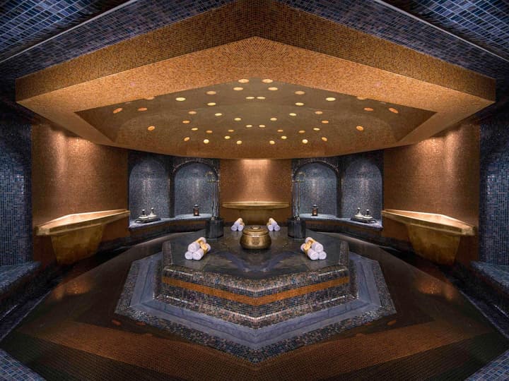 La Cigale Hotel Managed by Accor