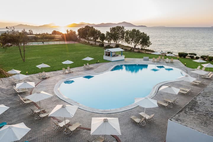 White Olive Marine Aquapark - All Inclusive