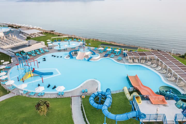 White Olive Marine Aquapark - All Inclusive