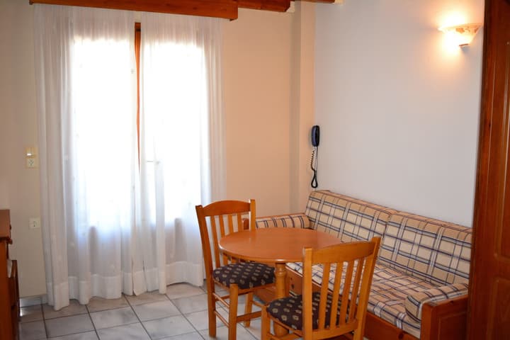 Anemomilos Suites