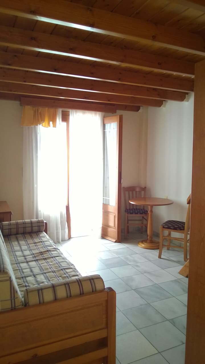 Anemomilos Suites