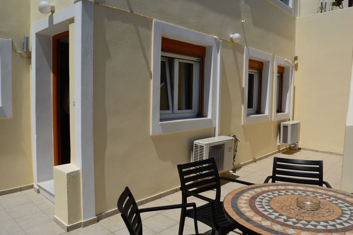 Anemomilos Suites