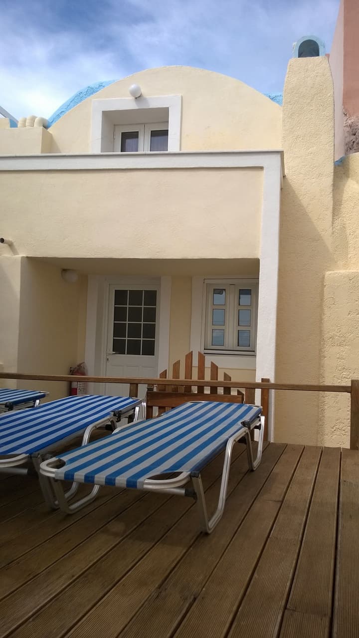 Anemomilos Suites