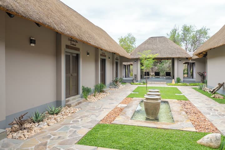 Mokuti Etosha