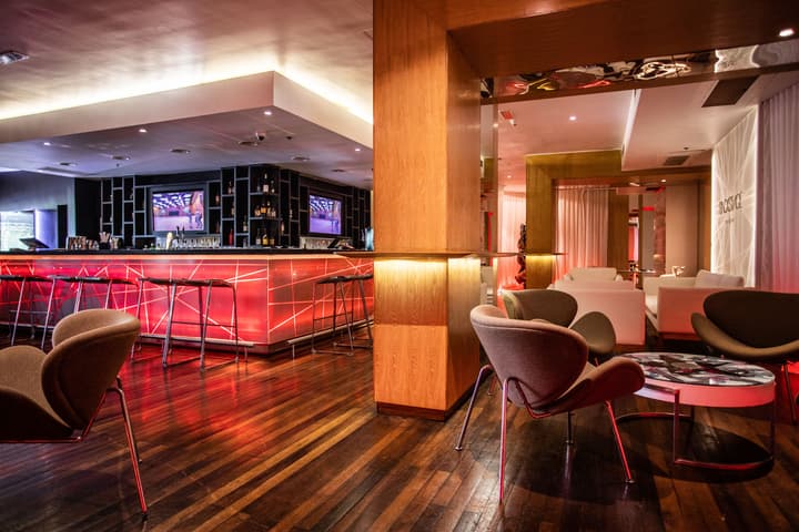 Hennessy Park Hotel