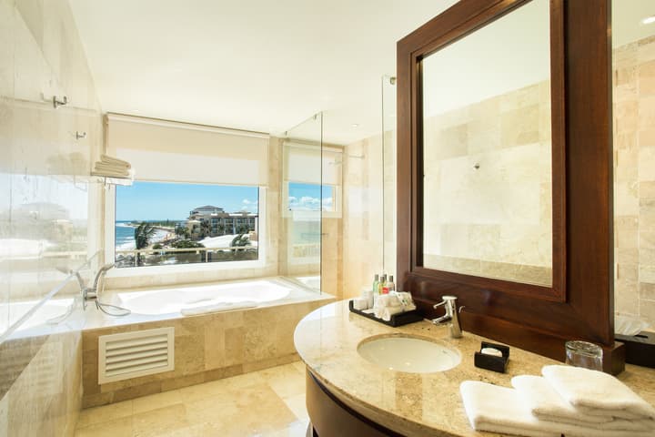 Dreams Jade Resort & Spa - All Inclusive
